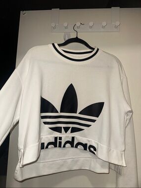 adidas White Crewneck Sweatshirt